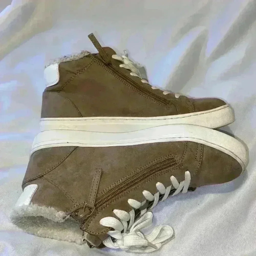 Universal Thread | Tilly Faux Sherpa Lined High Top Sneakers - Taupe Size 10